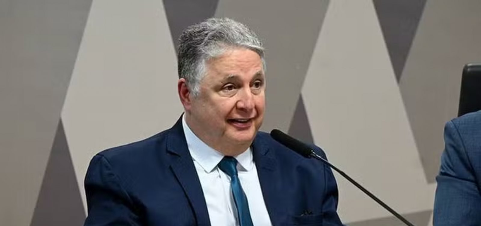  Garotinho desiste de recurso e Douglas Ruas pode vencer eleição no 1º turno no Rio