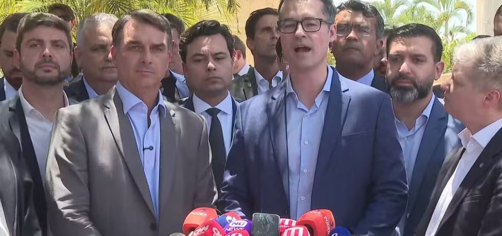 Após Zema, Novo oficializa apoio a Flávio Bolsonaro na disputa presidencial