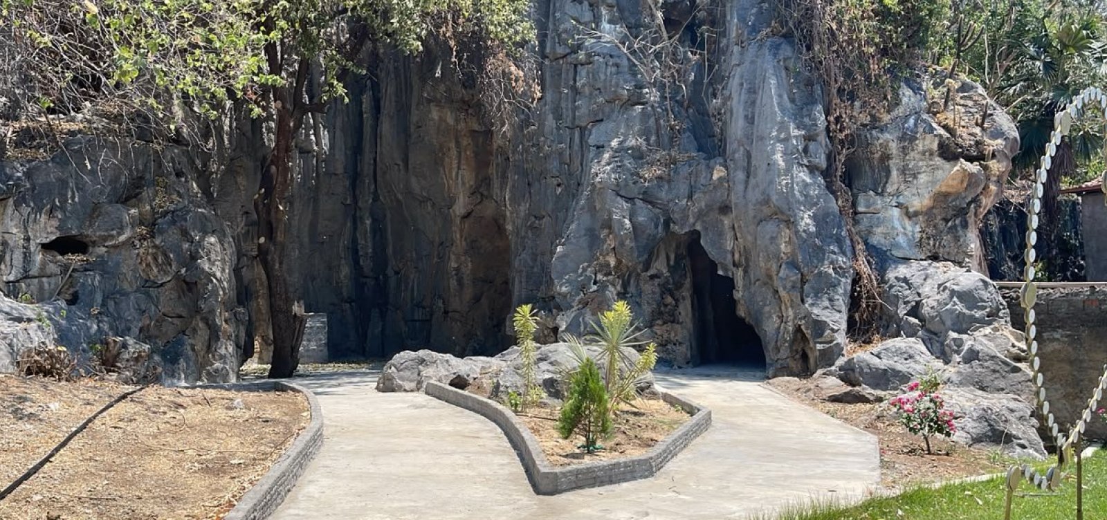 Santuário de Bom Jesus da Lapa inaugura Gruta de São Jorge criada por romeiro neste domingo