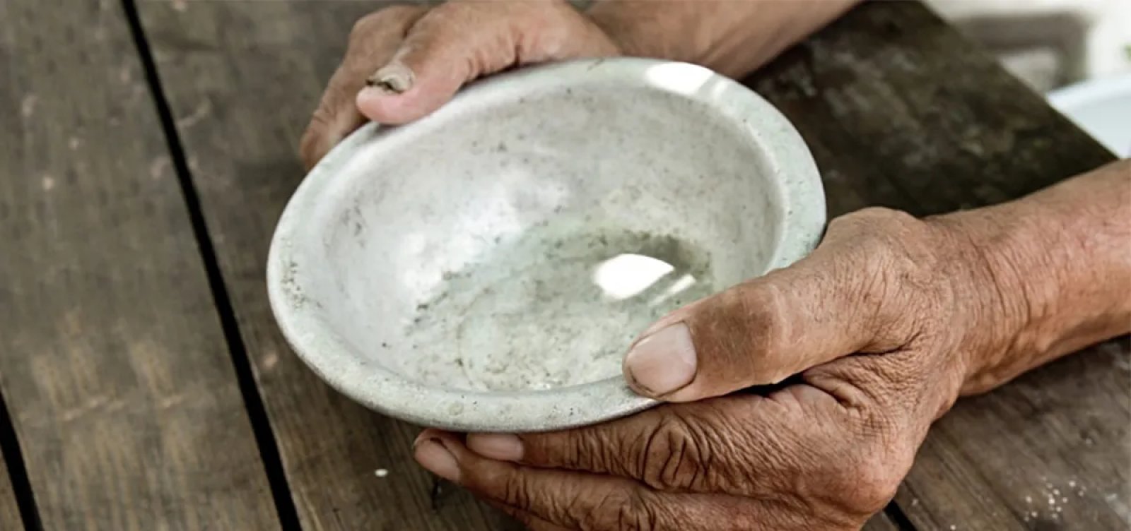 Pobreza mundial cresce pela primeira vez desde 2010 e atinge 1,2 bilhão