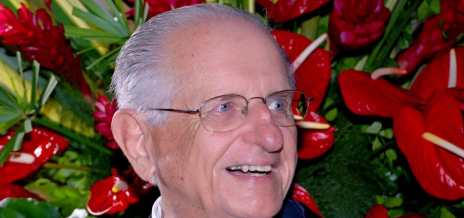 Uneb realiza seminário sobre formação de professores em homenagem ao centenário de Roberto Santos