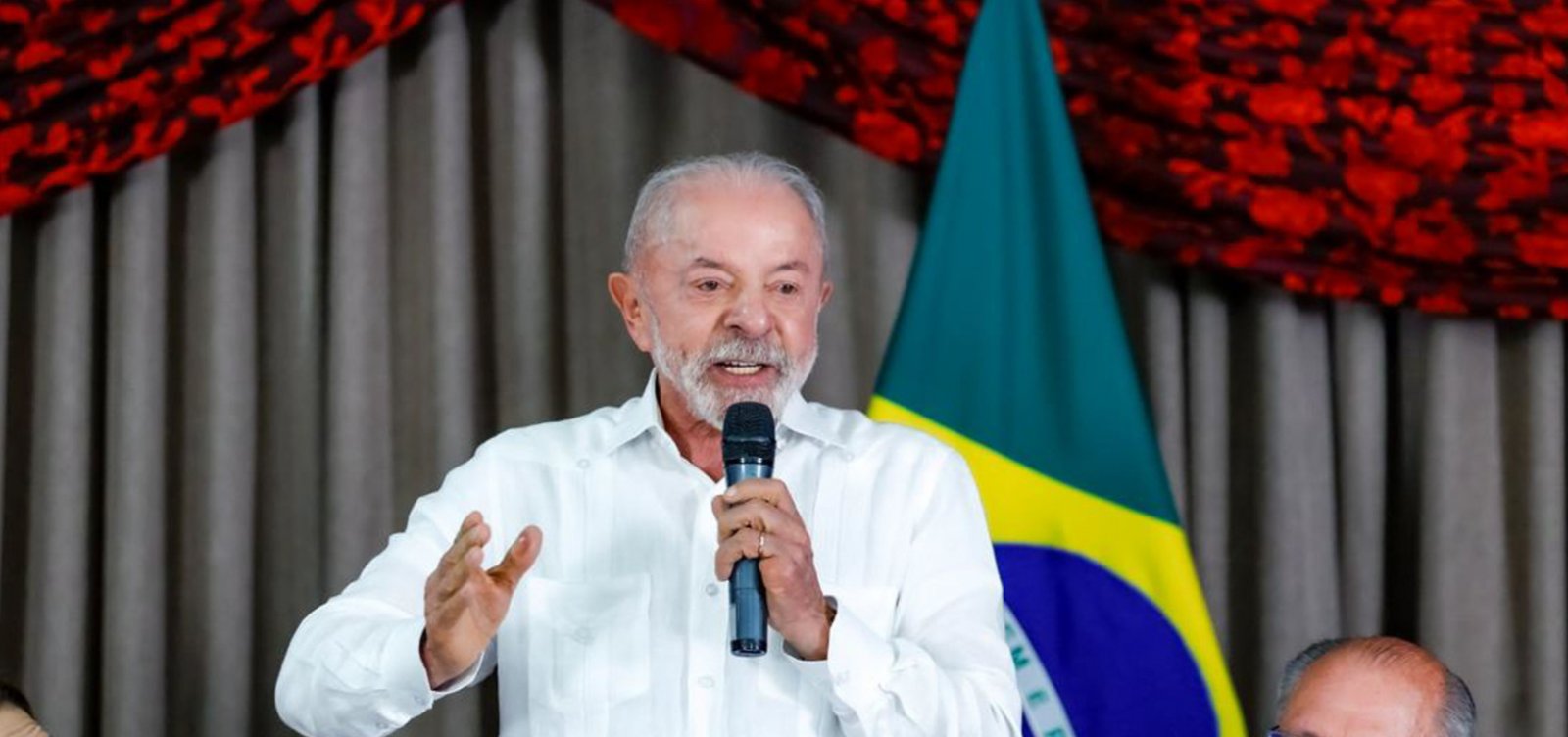 Lula se reúne com prefeitos baianos nesta quarta
