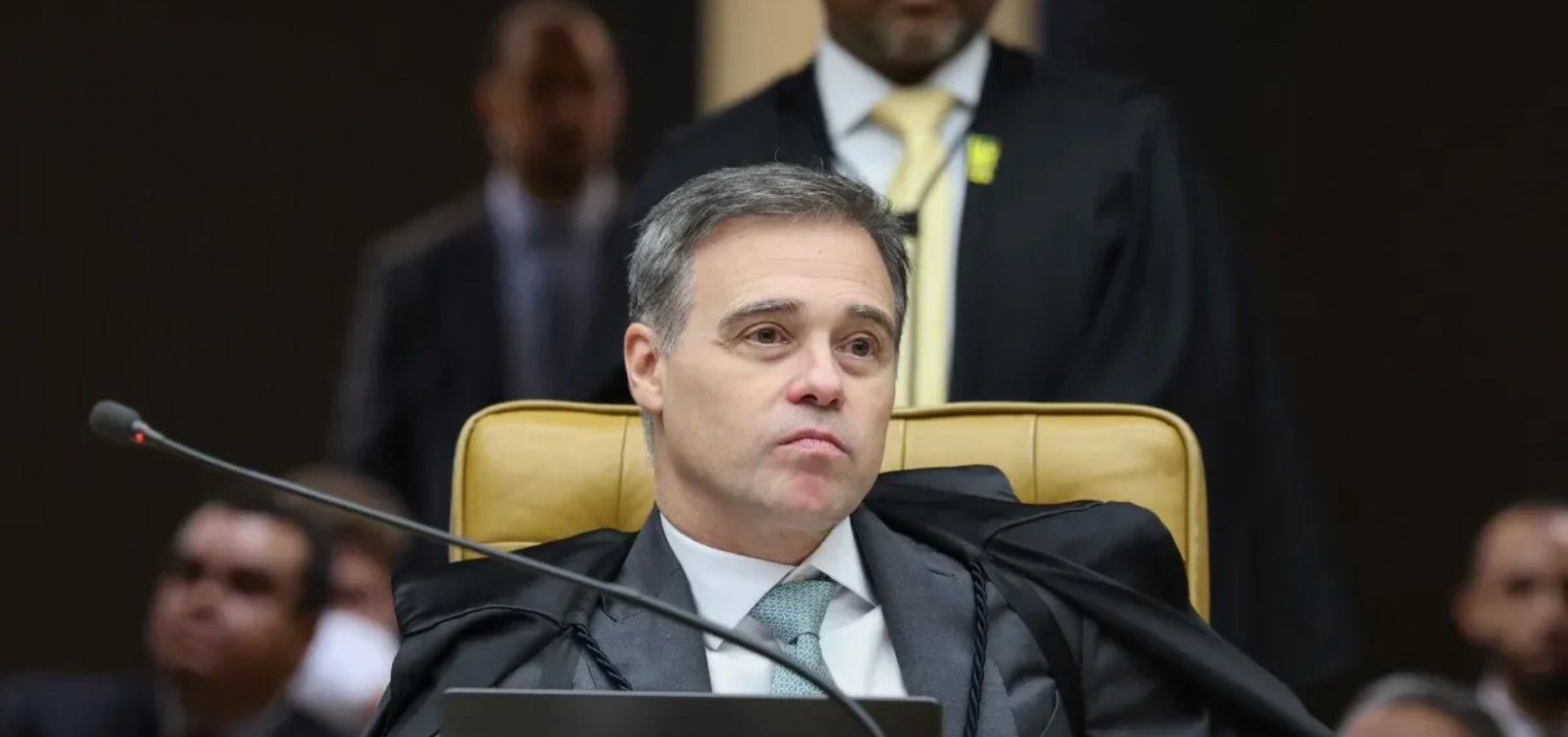 Mendonça interrompe julgamento sobre “tesouraço” de Flávio após maioria votar a favor de Lula