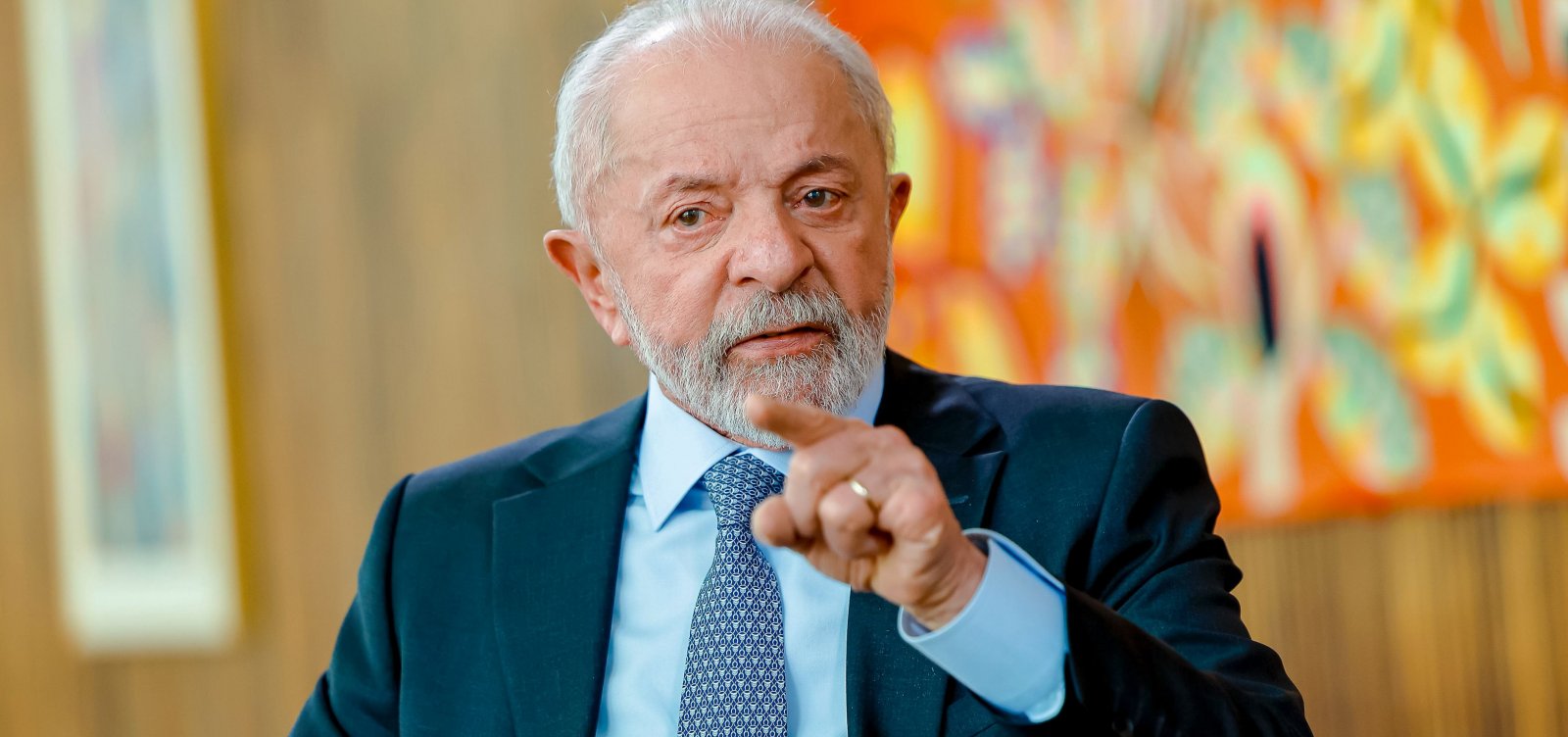 Lula envia PEC para garantir transporte público gratuito aos fins de semana