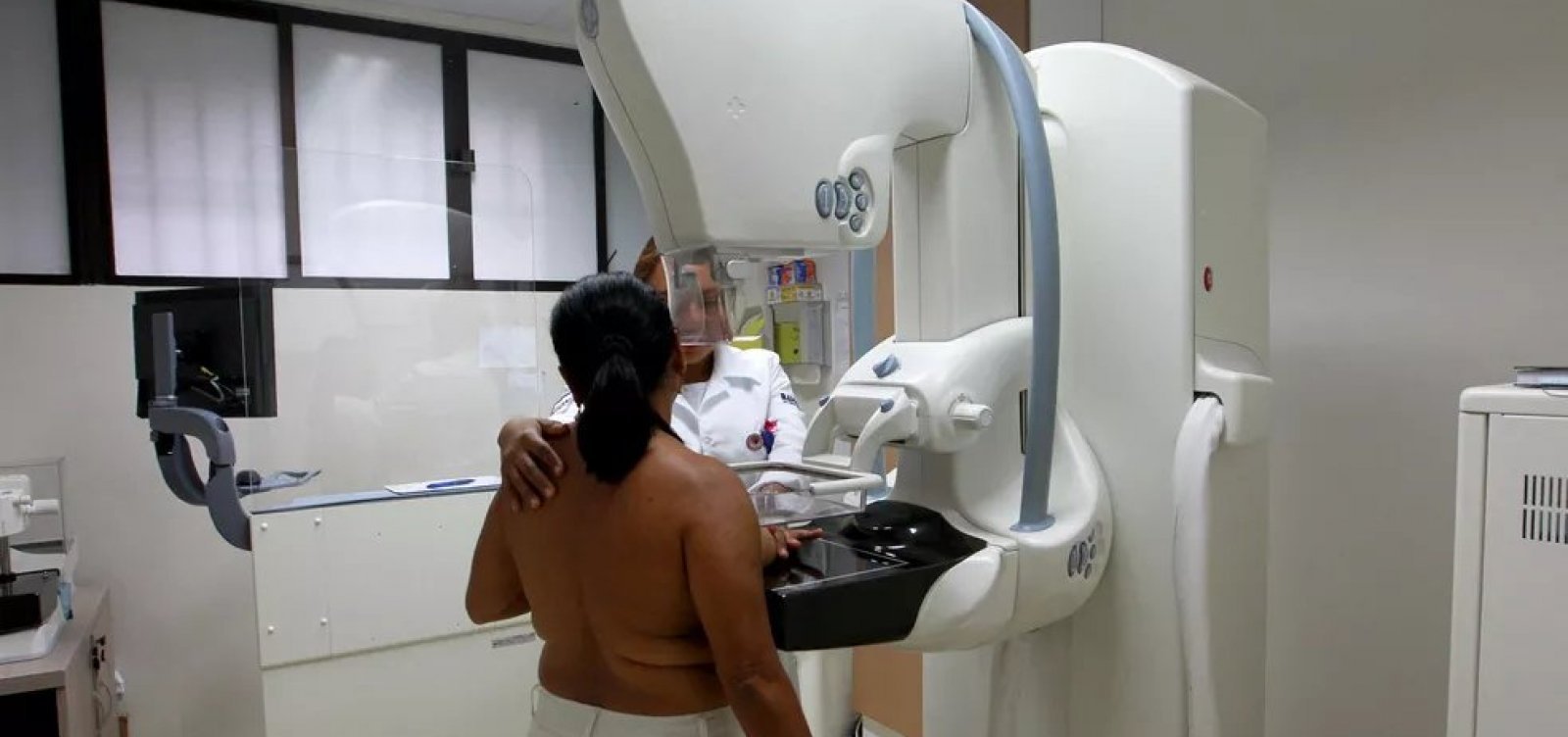 Postos de Salvador terão serviços gratuitos de saúde feminina neste sábado