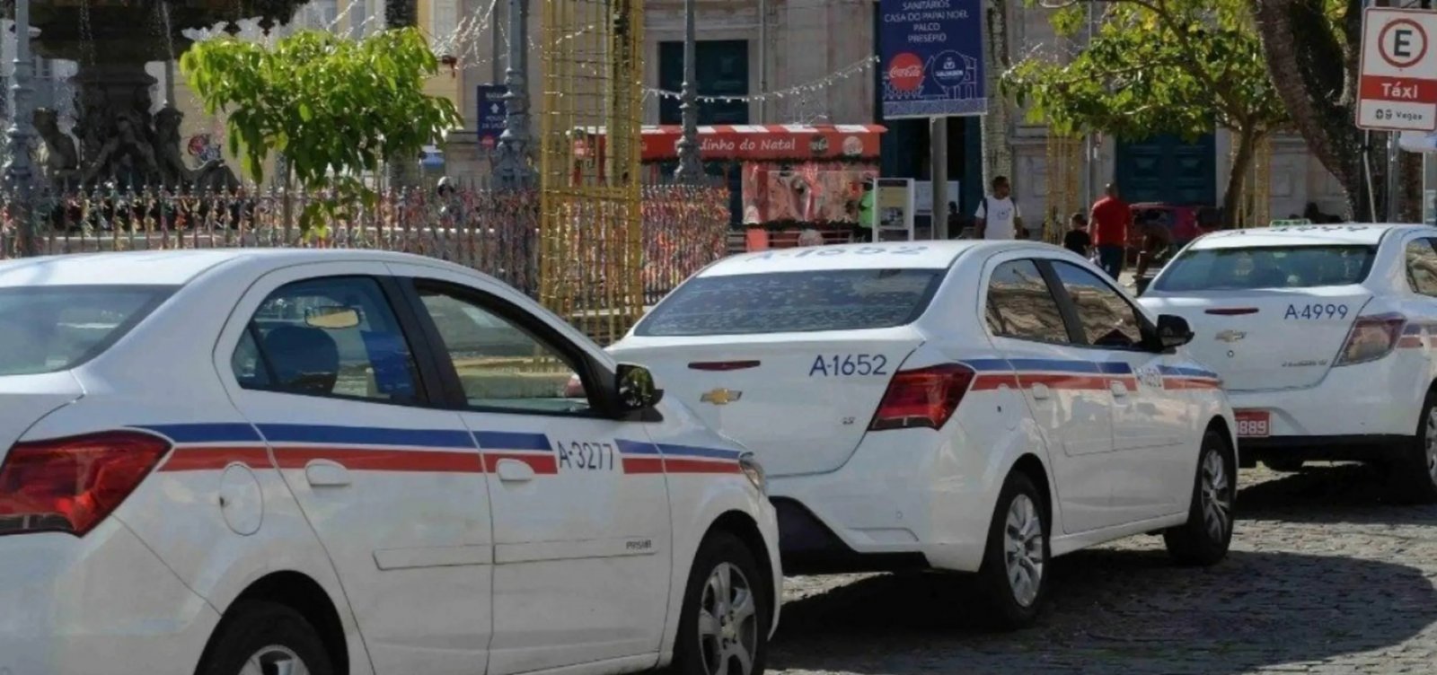 Sindicato dos Taxistas de Salvador organiza caronas solidárias para idosos e pessoas com mobilidade reduzida nas eleições