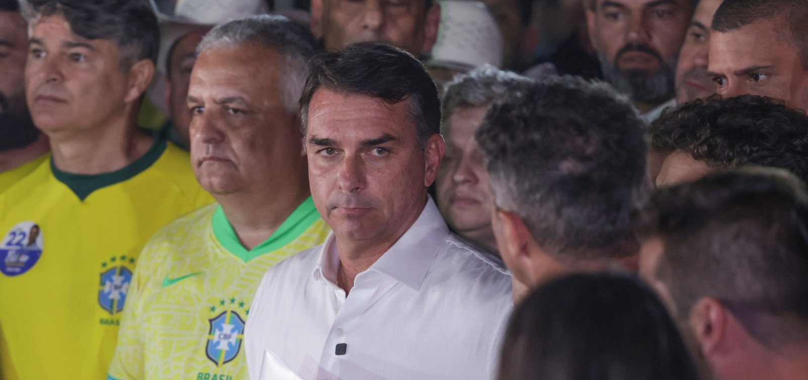 Flávio Bolsonaro ficará sem mandato e poderá perder foro privilegiado em 2027; entenda