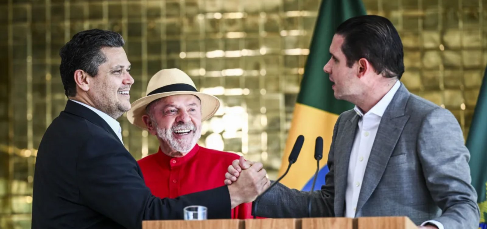 Após vitória, Lula se reúne com Alcolumbre e Motta nesta segunda
