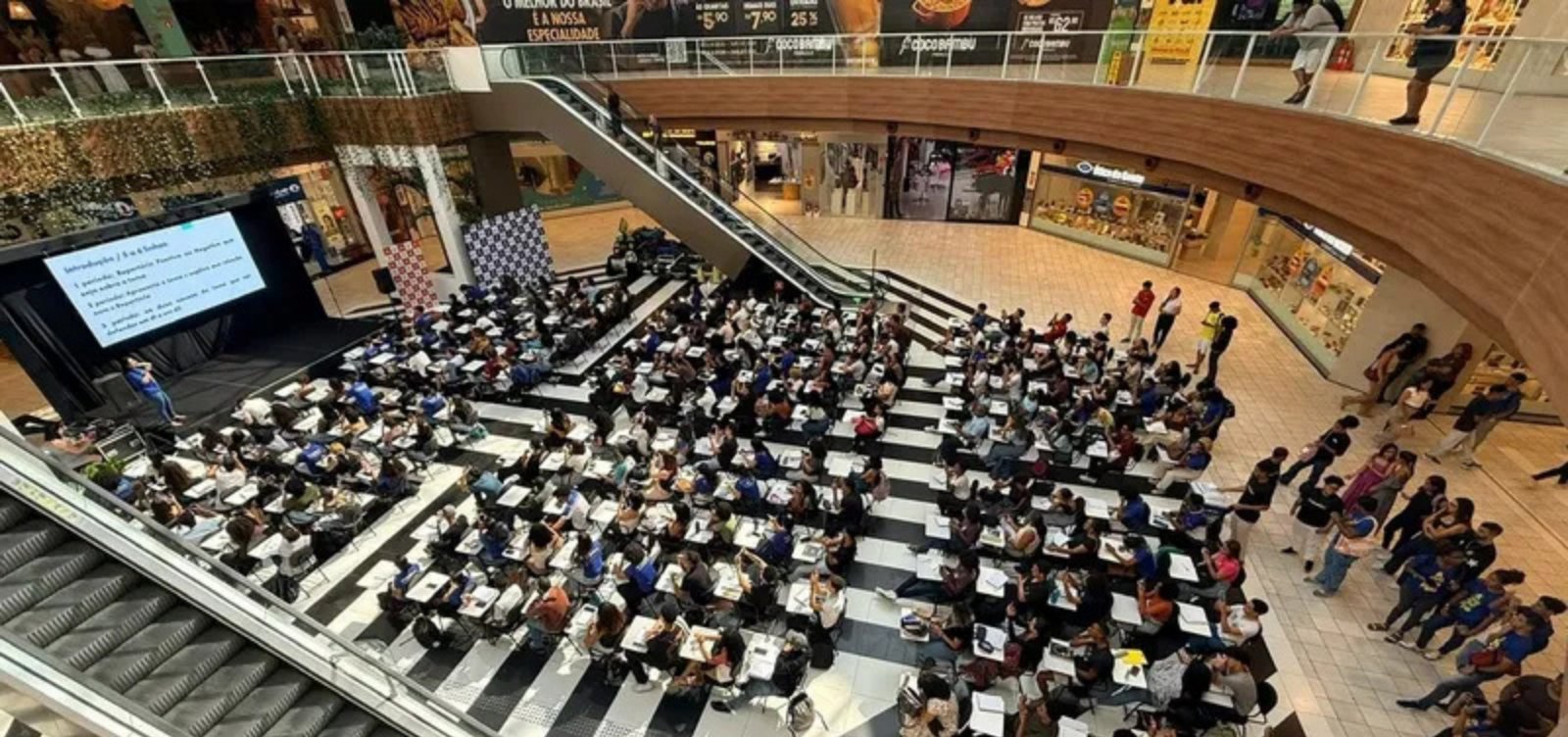 Cursinho promove semana de aulas gratuitas para reta final do Enem