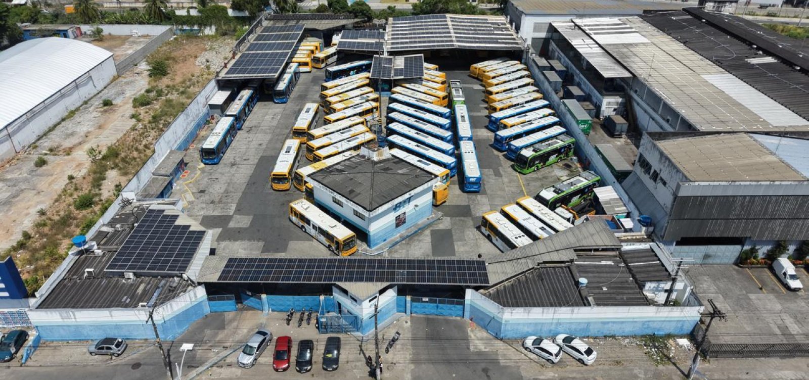 Justiça manda PF investigar suspeita de redução de mais de 50% da frota de ônibus em Salvador