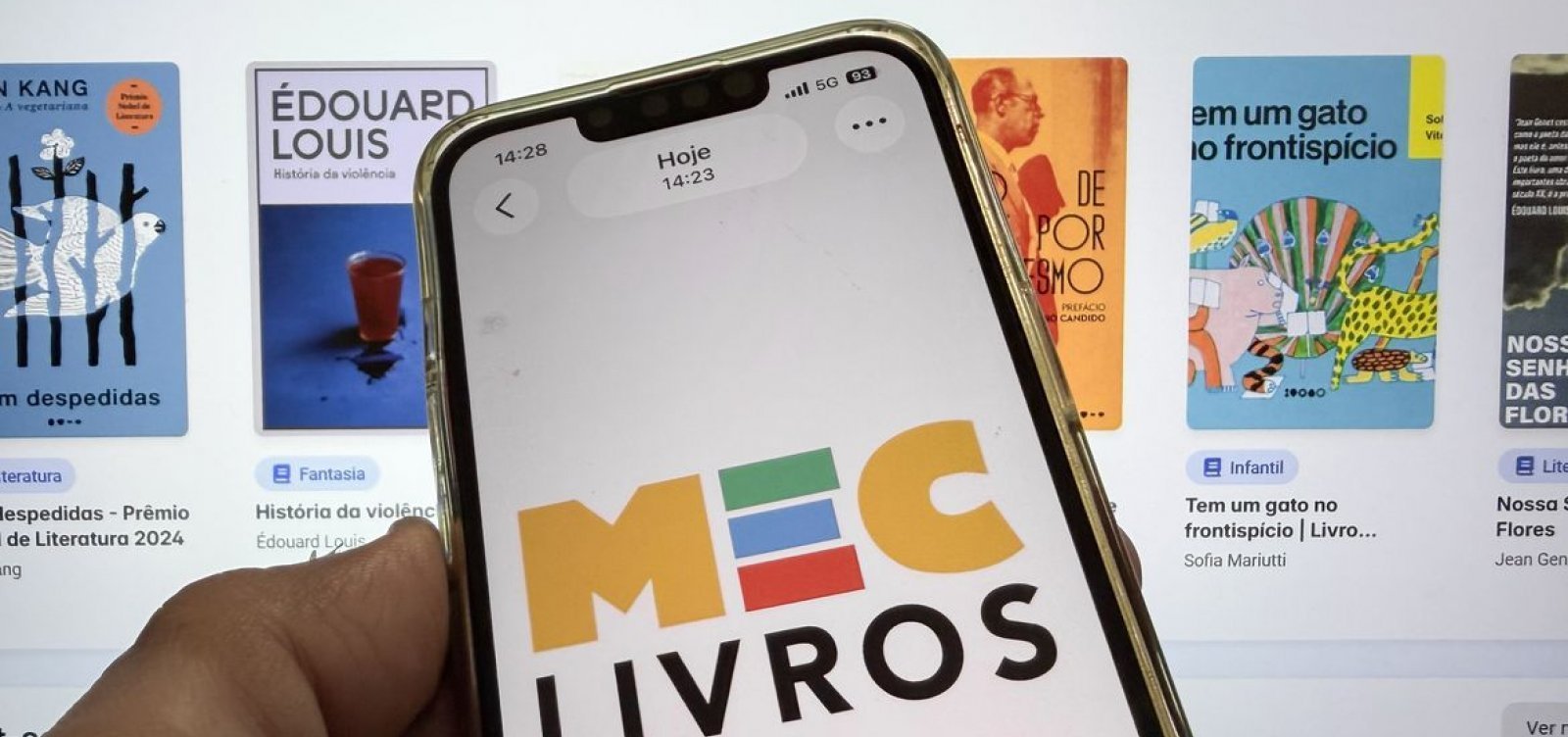 MEC Livros supera 1 milhão de empréstimos e dobra limite mensal de livros; veja como acessar
