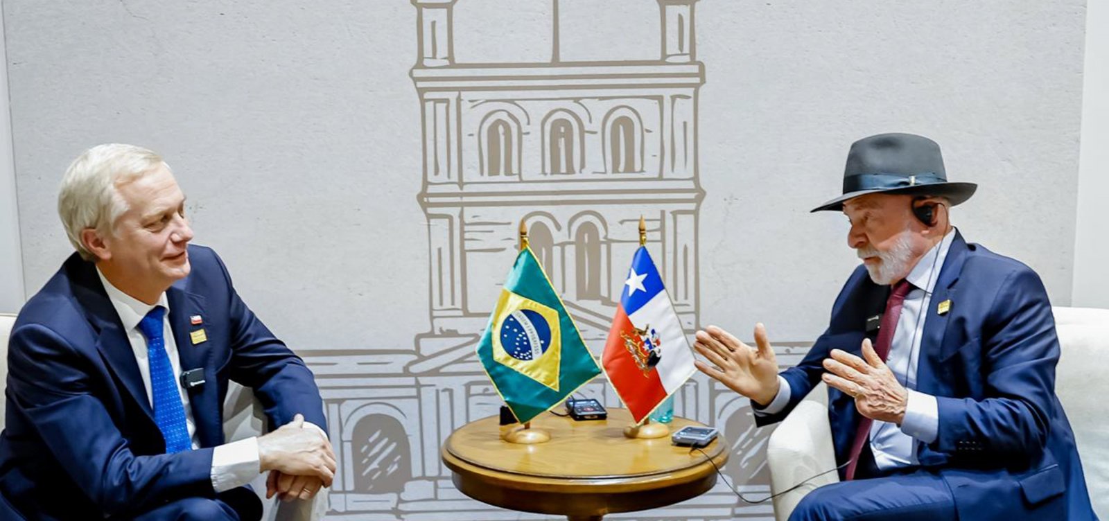 Ligado à extrema-direita, presidente do Chile confirma presença na posse de Lula