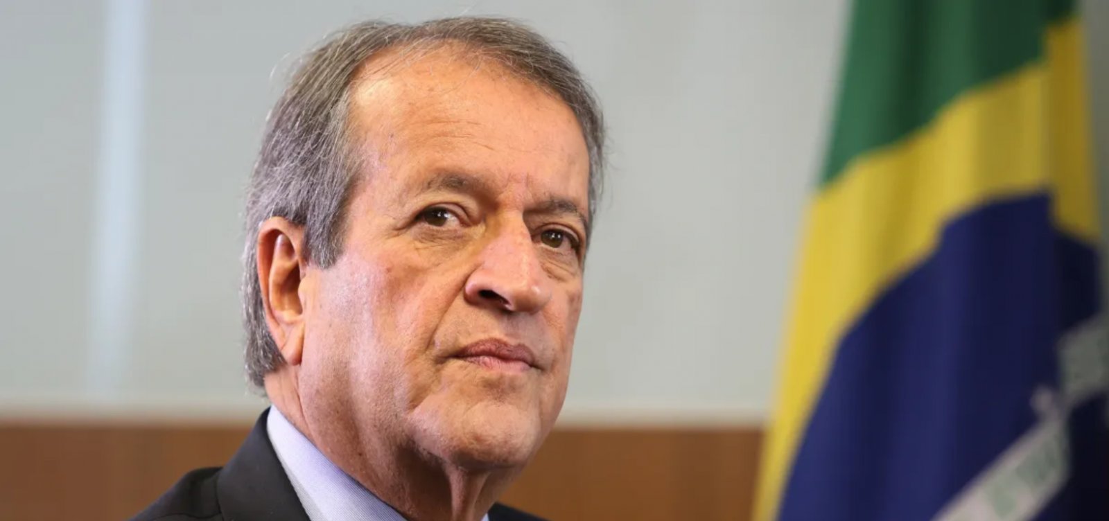 PL convoca reunião de emergência após Flávio Bolsonaro fugir do país