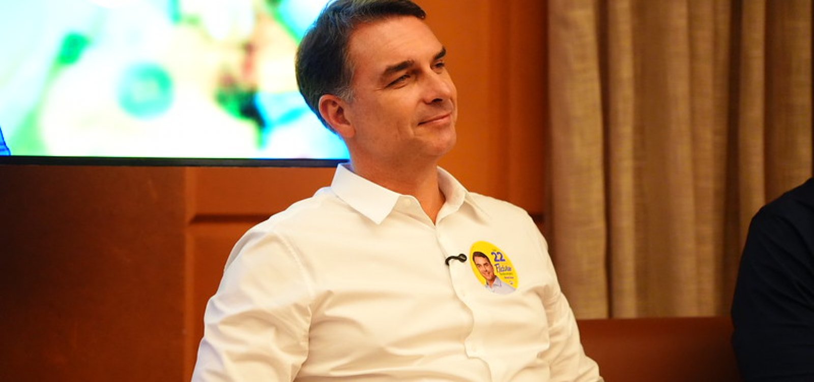 Flávio Bolsonaro deixa Equador e segue para os EUA após aliados dizerem que senador já estava no país