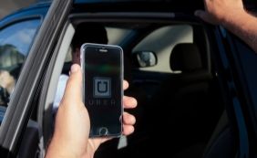 Uber vai aceitar pagamento em dinheiro a partir da próxima segunda em Salvador