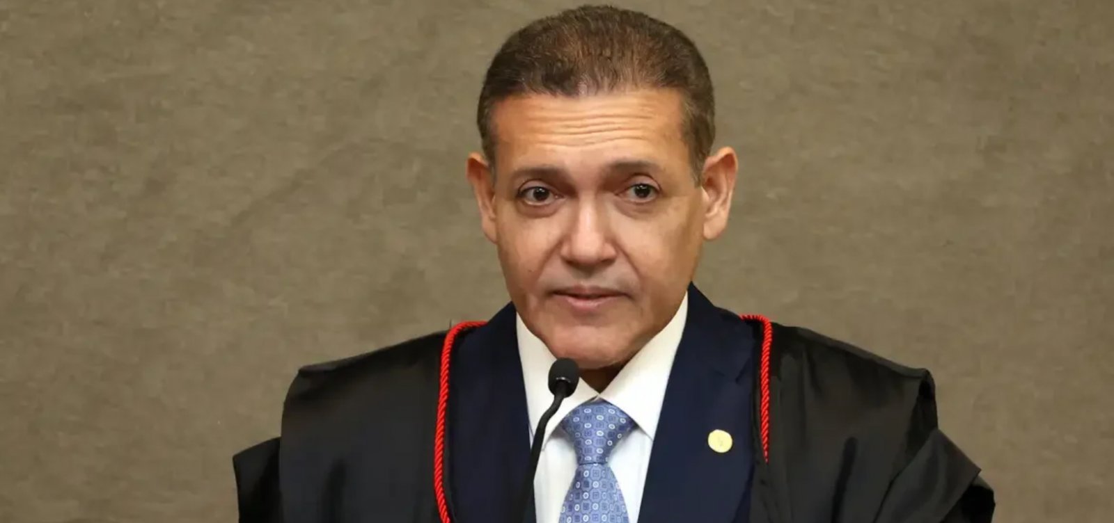 Nunes Marques dá 10 dias para PGR avaliar novo pedido de Bolsonaro contra condenação
