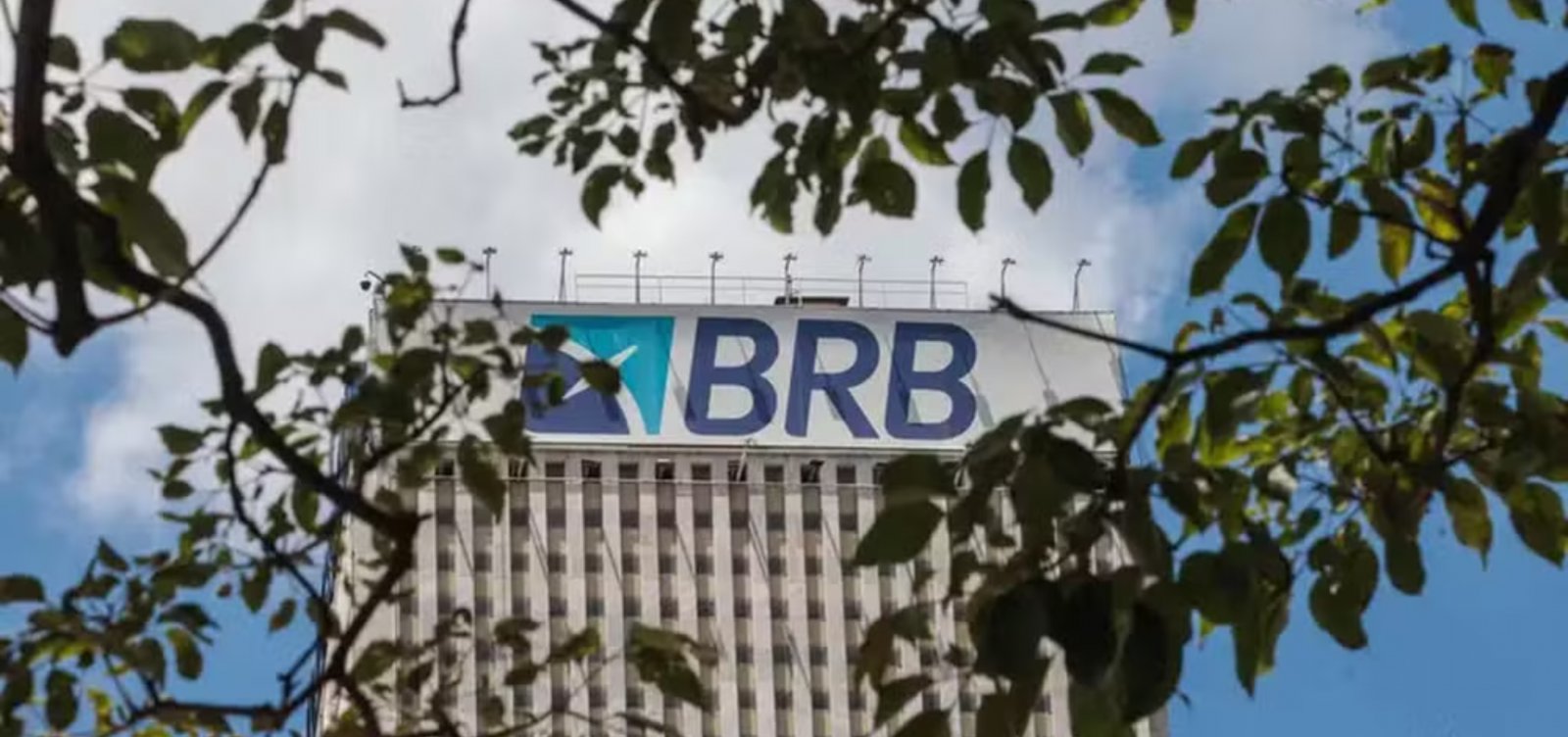 Ex-diretora do BRB alertou sobre R$ 1,1 bilhão em créditos atrasados do Master
