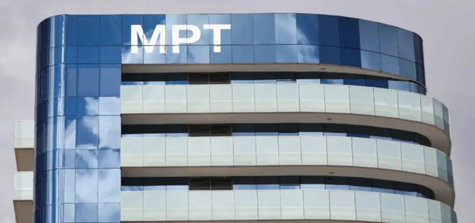 MPT leva Meta à Justiça e pede R$ 50 milhões por assédio eleitoral nas redes