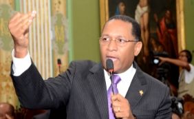 Líder do governo ironiza Lídice: “Deixou auto-estima de Salvador em baixa"