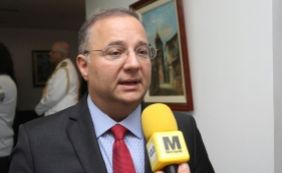 "Governo vai investir R$ 700 milhões na saúde", diz secretário Fábio Vilas Boas