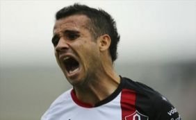 Atacante Maikon Leite é o novo reforço do Bahia