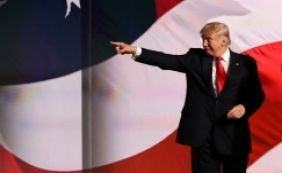 Juiz suspende ordem de Trump para impedir entrada de refugiados nos EUA