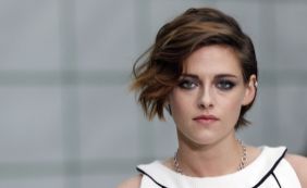 Atriz de "Crepúsculo" provoca Donald Trump e assume sexualidade: "Sou gay"