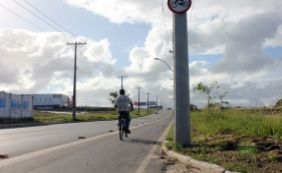 Pedalar até o trabalho vai render folga para servidores de Salvador; entenda