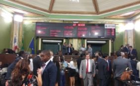 Câmara aprova lei que permite vereadores ocuparem cargos de terceiro escalão