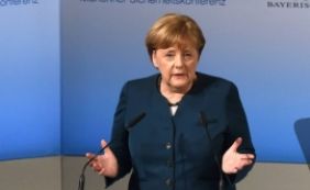 Angela Merkel critica euro e sugere que valor está baixo para a Alemanha  