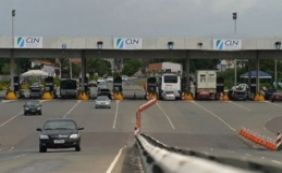 Quase 180 mil veículos devem passar pela Estrada do Coco neste carnaval