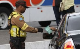 Lei Seca: 200 motoristas têm habilitação retida no carnaval de Salvador