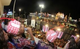 De Black Power, Daniela Mercury canta com Gilberto Gil na Barra