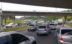 Trânsito é lento nas principais vias de Salvador nesta quarta; confira 