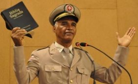 Em postagem, Pastor Isidório critica democracia e exalta Ditadura Militar