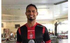 Goleiro Bruno acerta com time da Série B e comenta retorno: 'Superação'