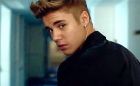 Justin Bieber se irrita com fã que tenta tirar foto com ele: "Você me dá nojo"