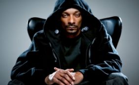Snoop Dogg 'atira' em Trump em novo vídeo e presidente critica; assista