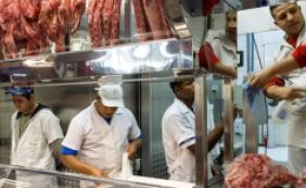 Egito e outros países suspendem importação de carne do Brasil; veja