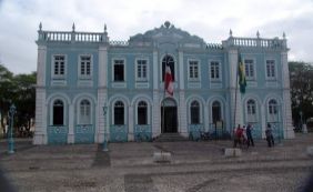 Prefeitura de Canavieiras paga mais que o dobro de cidade vizinha por contrato 