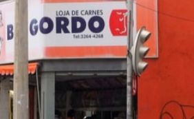 Vigilância Sanitária inspeciona carne vendida em açougue no bairro da Barra