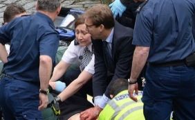 Policial esfaqueado durante atentado em Londres morre no hospital