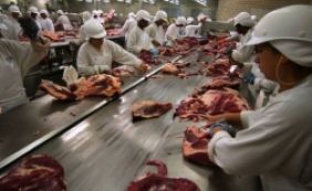 'Carne Fraca': dois frigoríficos investigados demitem 280 funcionários e fecham