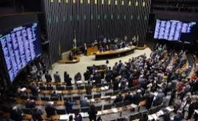 PL da Terceirização: 13 deputados baianos votaram contra e 19 a favor; confira