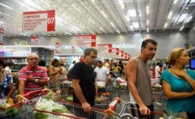Consumidores acreditam que inflação deve ficar em 7,5% no próximo ano
