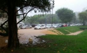 Campus da Ufba de Ondina e Avenida Adhemar de Barros são tomados pela água