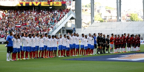 Jogos de Bahia e Vitória terão retorno da torcida mista em 2017 e 2018