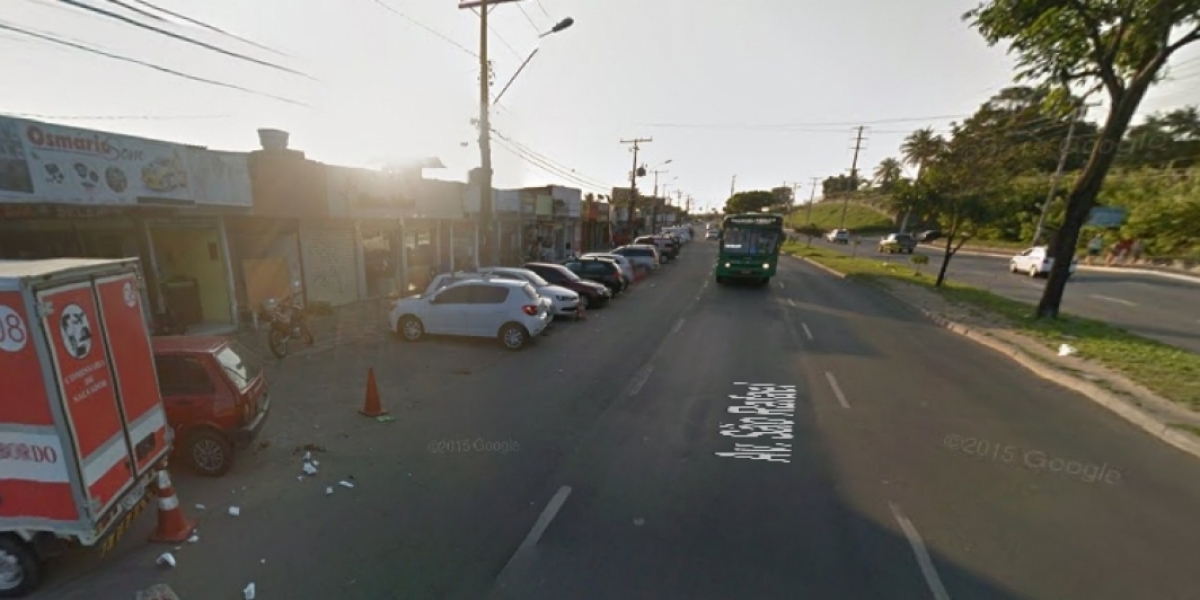 Quatro pessoas são baleadas dentro de bar na Avenida São Rafael