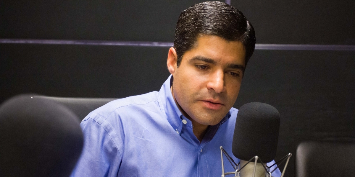 Vereador denuncia ACM Neto ao MPE por propaganda antecipada