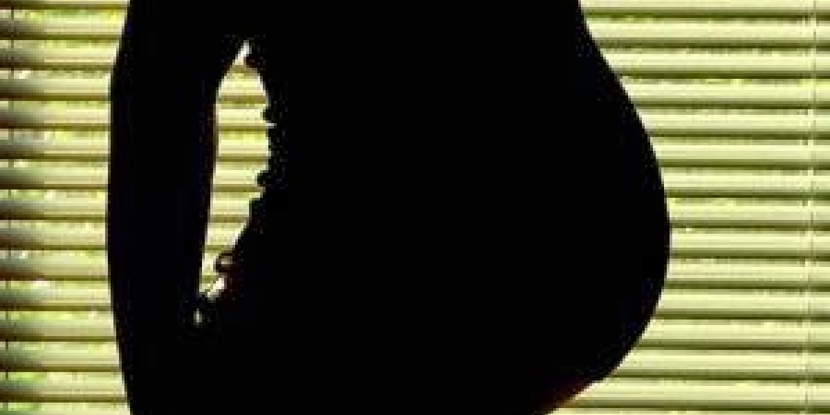 Mulher é presa após jogar bebê do 5º andar de prédio em Goiânia